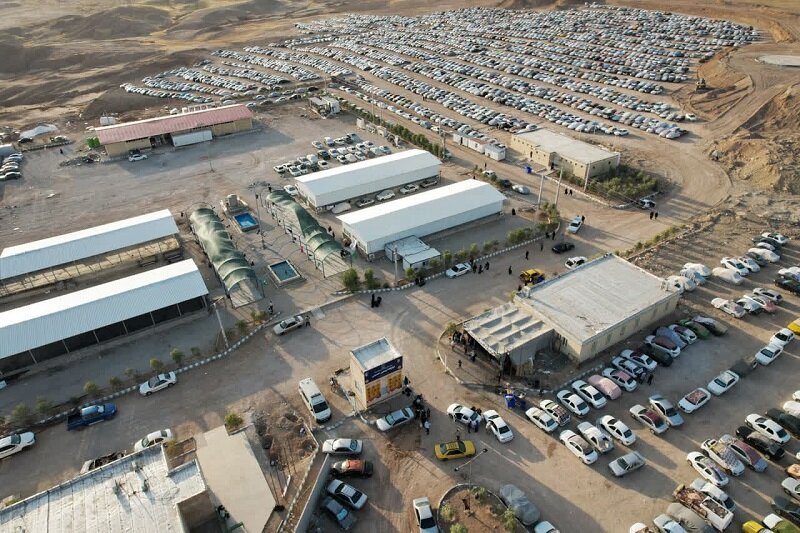 وزارت دفاع در مرز خسروی میزبان دهها هزار زائر حسینی(ع) شد+ تصاویر