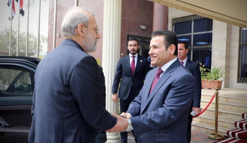 قاسم الأعرجي يعلن خلال لقاء لاريجاني منع أي تجاوز أمني ضد دول الجوار
