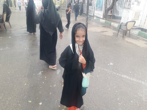 تصاویری از خدمت رسانی موکب اعظم امام خامنه ای در خرم آباد به زائران اربعین حسینی