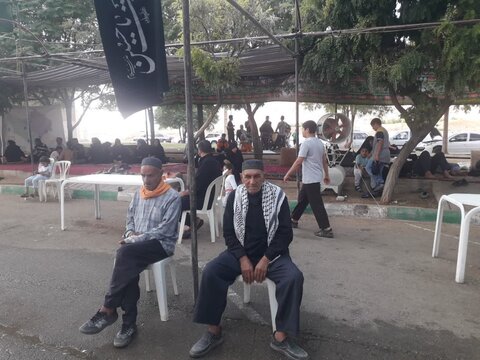 تصاویری از خدمت رسانی موکب اعظم امام خامنه ای در خرم آباد به زائران اربعین حسینی