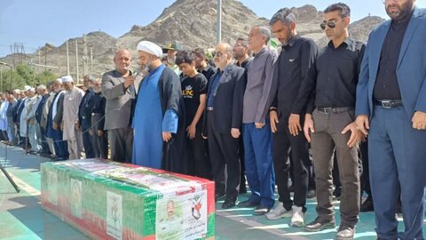 آئین تشییع و خاکسپاری شهید خداداد باقری در زاهدان