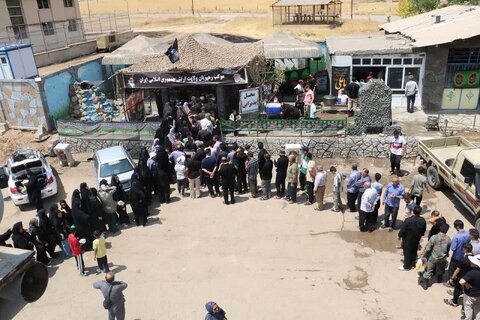 تصاویر/ موکب رهپویان ولایت تیپ ۲۸۱ نزاجا میزبان زائران اربعین حسینی(ع)