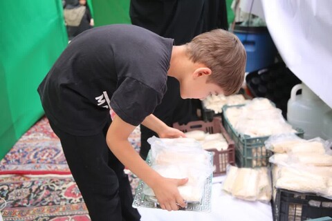 تصاویر / خدمت رسانی موکب‌های اربعین حسینی در اسدآباد