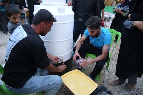 تصاویر / خدمت رسانی موکب‌های اربعین حسینی در اسدآباد