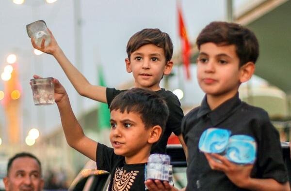 آیا بردن کودکان به پیادهروی اربعین کار درستی است؟