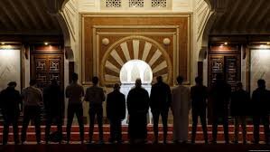 Spanish Government Orders Jumilla Mayor to Lift Ban on Religious Gatherings