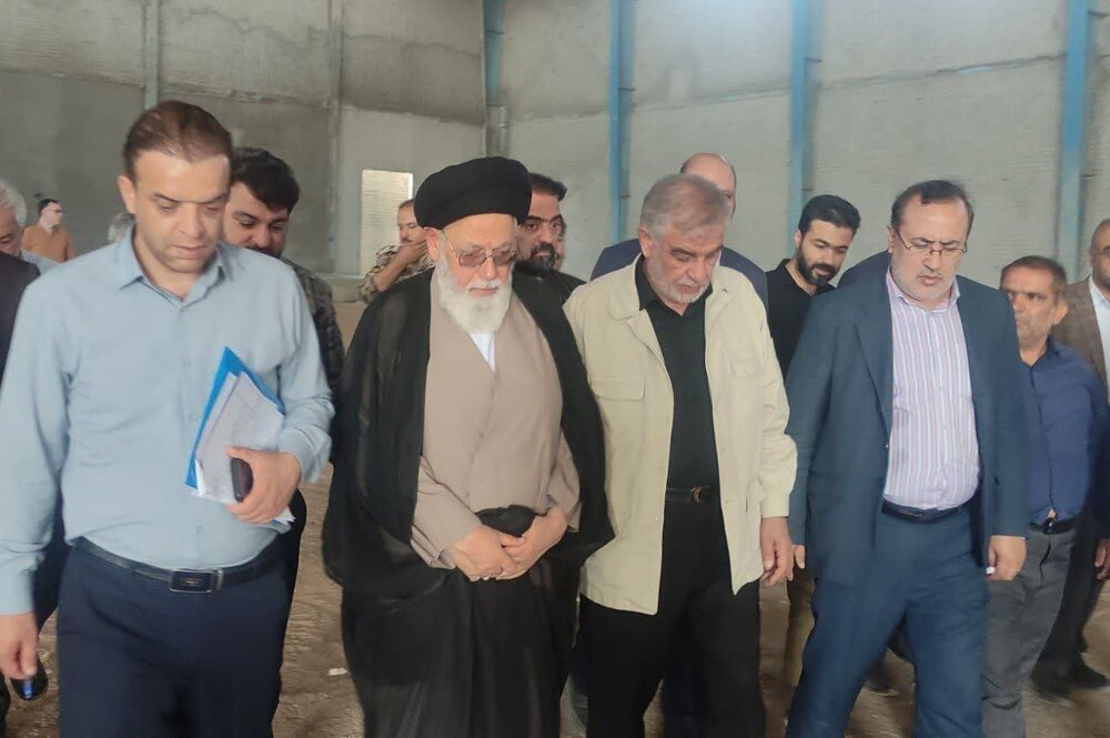 بازدید امام جمعه بخش مرکزی یزد و همراهان از روستاهای بخش استان+عکس