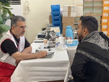 خدمت رسانی درمانی به ۳ هزار ۵۰۰ نفر از زائرین اربعین قم در کربلا