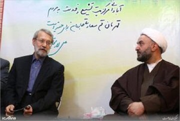 تبریک مجمع هماهنگی پیروان امام و رهبری به دبیر شورای عالی امنیت ملی