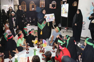 اجرای ویژه برنامه «جاماندگان اربعین حسینی» در ایستگاه متروی میدان کهن تبریز