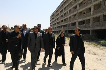 تمام پروژه‌های نیمه‌تمام مسکن تا پایان سال تعیین تکلیف شود+عکس