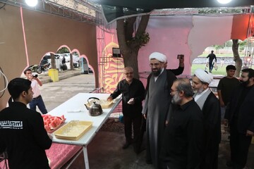 فیلم | خدمت رسانی موکب شهدای بانک صادرات استان همدان به زائران اربعین حسینی