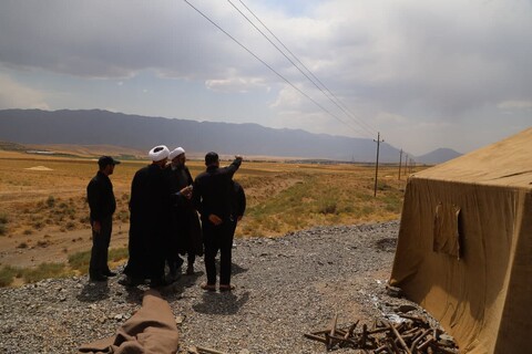 تصاویر / بازدید امام جمعه همدان از موکب‌های سراسر استان