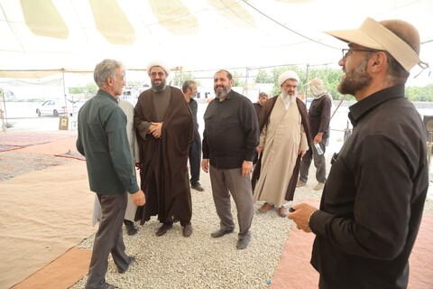 تصاویر / بازدید امام جمعه همدان از موکب‌های سراسر استان