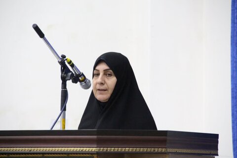 تصاویر نشست هم‌اندیشی سازمان‌های مردم نهاد لرستان با نماینده ولی فقیه در این استان