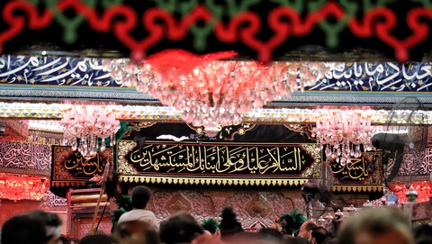 تصاویر/حال و هوای حرم امام حسین علیه السلام در آستانه اربعین