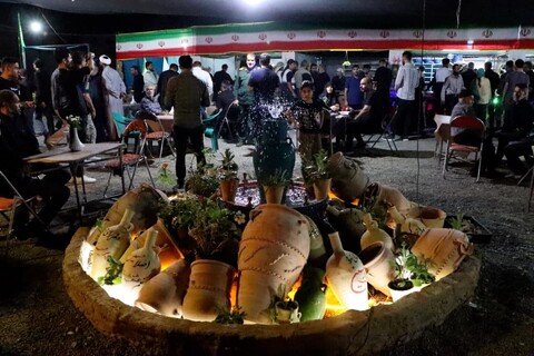 تصاویر / حال و هوای موکب‌های خدمت رسان به زائران اربعین حسینی در همدان