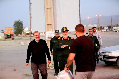 تصاویر / حال و هوای موکب‌های خدمت رسان به زائران اربعین حسینی در همدان