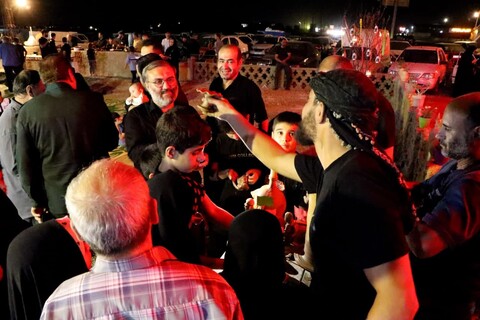 تصاویر / حال و هوای موکب‌های خدمت رسان به زائران اربعین حسینی در همدان