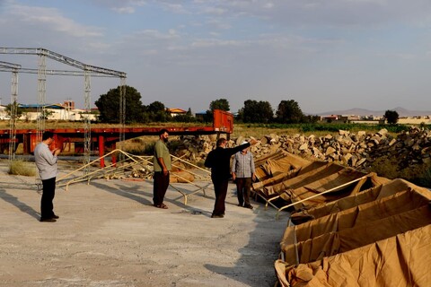 تصاویر / حال و هوای موکب‌های خدمت رسان به زائران اربعین حسینی در همدان