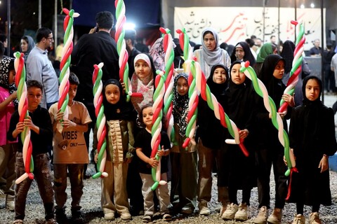 تصاویر / حال و هوای موکب‌های خدمت رسان به زائران اربعین حسینی در همدان