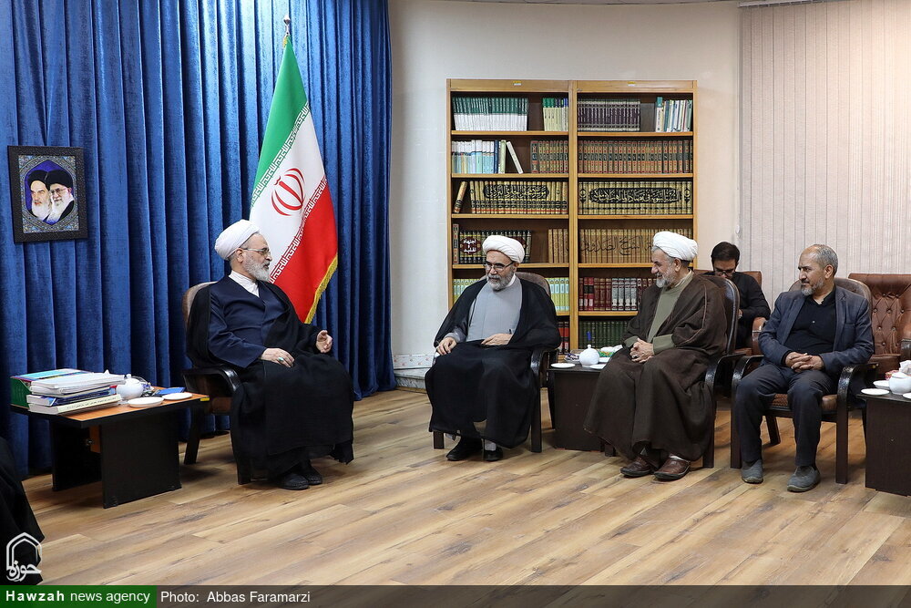 Halkın Sahadaki Varlığı ve Seçimler, İslamî Düzenin Toplumsal ve Siyasi Gücünün İki Temel Unsurudur