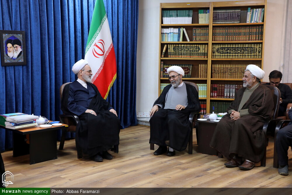 Halkın Sahadaki Varlığı ve Seçimler, İslamî Düzenin Toplumsal ve Siyasi Gücünün İki Temel Unsurudur