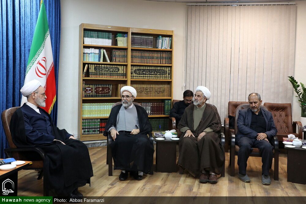 Halkın Sahadaki Varlığı ve Seçimler, İslamî Düzenin Toplumsal ve Siyasi Gücünün İki Temel Unsurudur