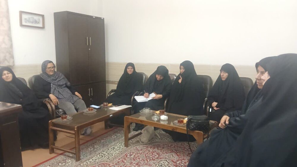 هم‌افزایی فرهنگی بانوان مهریز به میزبانی مدرسه علمیه الزهراء(س) این شهرستان+عکس