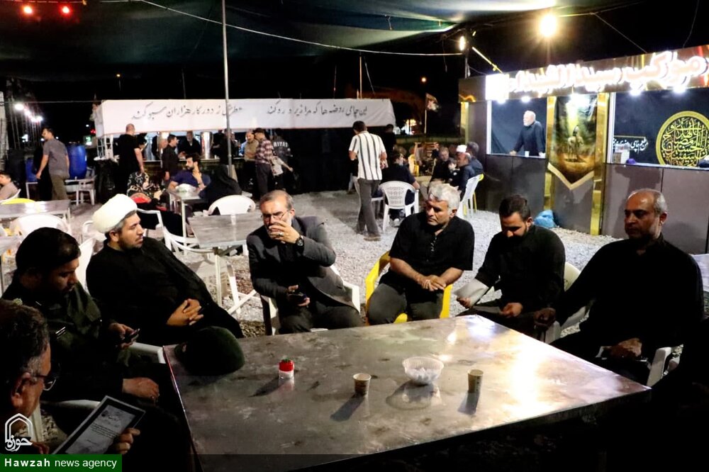 تصاویر / حال و هوای موکب‌های خدمت رسان به زائران اربعین حسینی در همدان