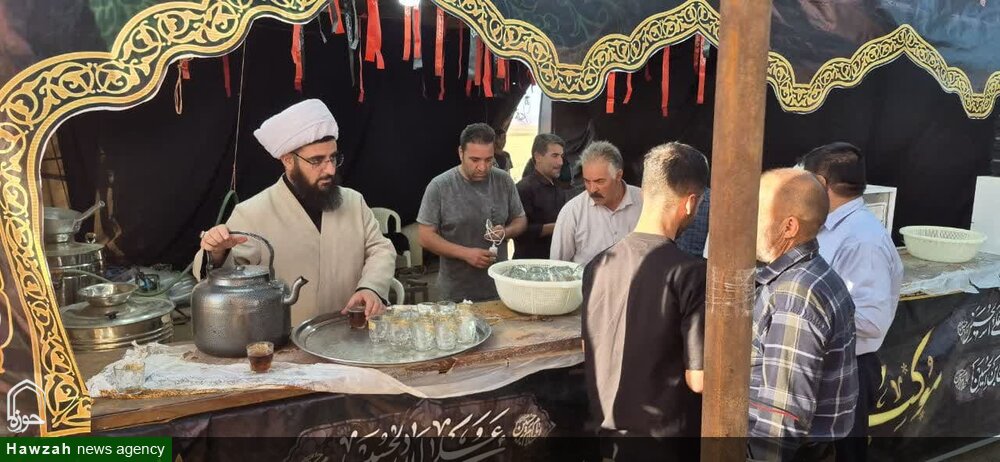 تصاویر / خدمت رسانی امام جمعه فامنین به زائران اربعین حسینی