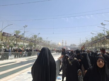 تصاویر/ حال و هوای اربعین حسینی در حرم سید الشهدا(ع) و بین الحرمین