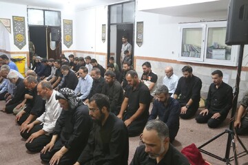 فیلم| اقامه عزای حسینی در موکب مدرسه علمیه ولیعصر(ع) شهرستان مهران