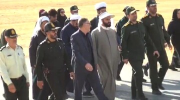 فیلم | مراسم پیاده روی جاماندگان اربعین حسینی در دلفان