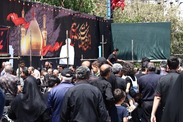 فیلم| موج شور و عشق حسینی در اربعین اصفهان