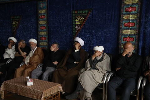 تصاویر / مراسم عزاداری شب اربعین حسینی در بیت آیت الله فقیهی