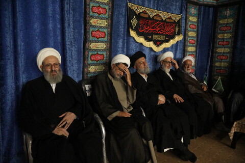 تصاویر / مراسم عزاداری شب اربعین حسینی در بیت آیت الله فقیهی