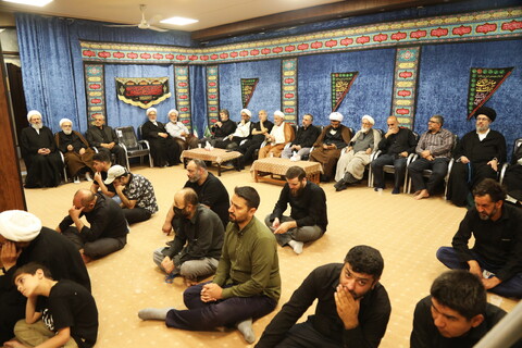 تصاویر / مراسم عزاداری شب اربعین حسینی در بیت آیت الله فقیهی