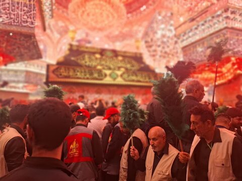 تصاویر/ حال وهوای اربعین حسینی در حرم سید الشهدا وبین الحرمین