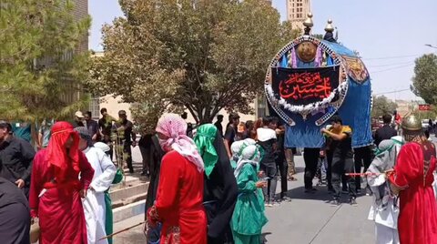 برگزاری مراسم اربعین حسینی در نایین
