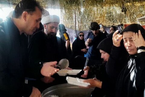 تصاویر/بازدید رئیس کمیته فرهنگی، آموزشی اربعین استان ایلام از مواکب شهرستان دهلران