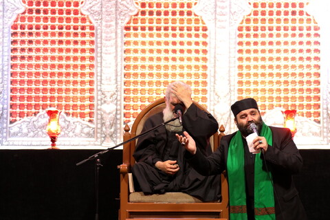 تصاویر/ تصاویر/ حال و هوای حرم حضرت معصومه (س) در شب اربعین حسینی