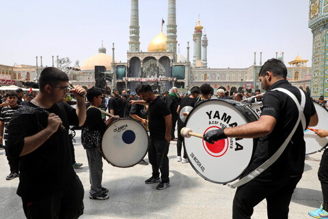 تصاویر/ حضور دسته‌جات عزاداری اربعین حسینی در حرم حضرت معصومه (س)