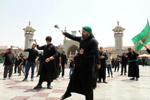 تصاویر/ حضور دسته‌جات عزاداری اربعین حسینی در حرم حضرت معصومه (س)