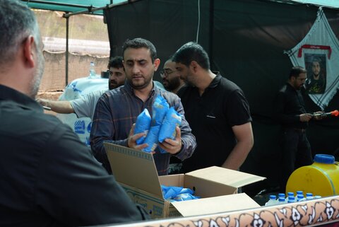 تصاویر| پیاده‌روی جاماندگان اربعین حسینی در اصفهان