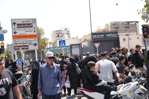 تصاویر| پیاده‌روی جاماندگان اربعین حسینی در اصفهان