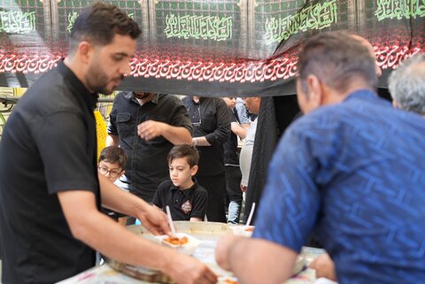 تصاویر| پیاده‌روی جاماندگان اربعین حسینی در اصفهان