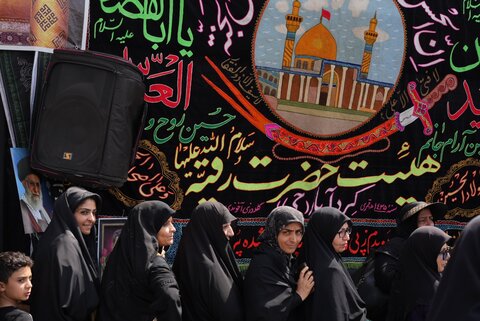 تصاویر| پیاده‌روی جاماندگان اربعین حسینی در اصفهان