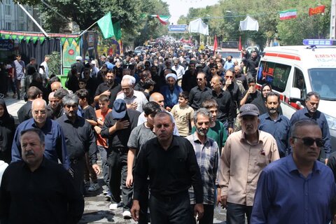 تصاویر مراسم پیاده روی جاماندگان اربعین حسینی در الیگودرز