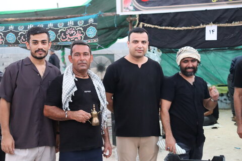 تصاویر/ پیاده‌روی جاماندگان اربعین در بندر دیّر